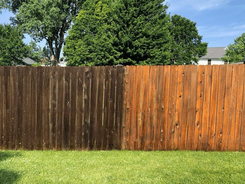 Fence Staining near Dallas